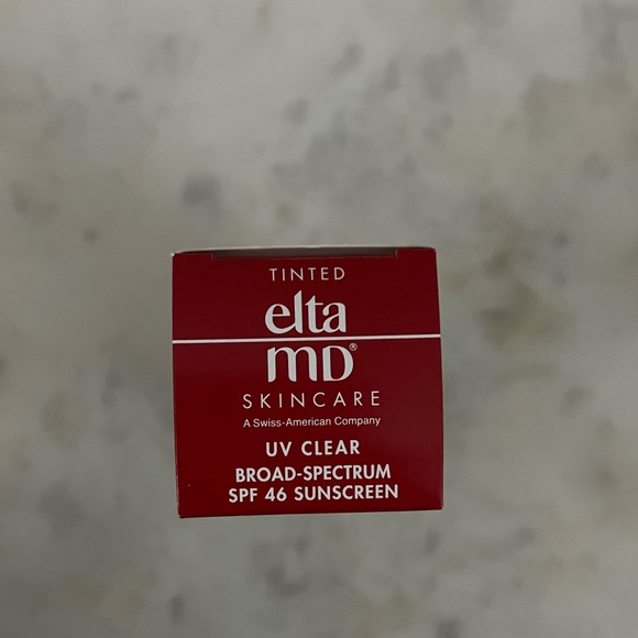 EltaMD UV Clear Tinted Broad-Spectrum SPF 46 EXP 4/2025 New In Box 1.7oz - Picture 9 of 10